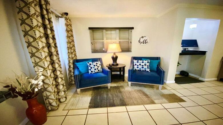 Hotel Candlewood Suites City Centre I-10