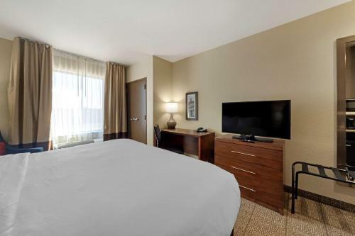 Hotel Comfort Inn & Suites Harrah