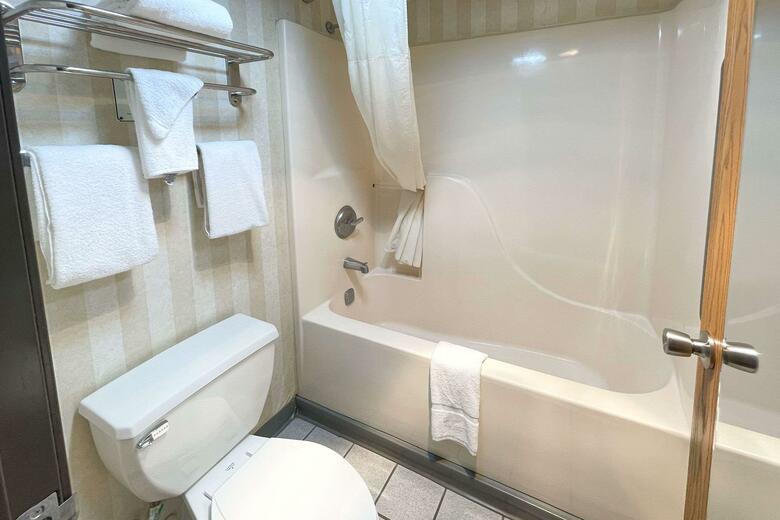 Hotel Quality Inn & Suites North Gibsonia
