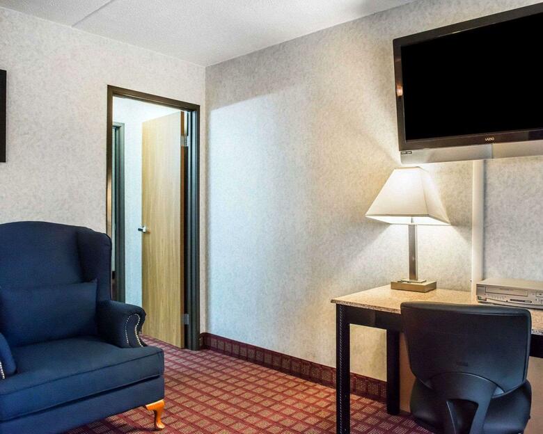 Hotel Quality Inn & Suites North Gibsonia