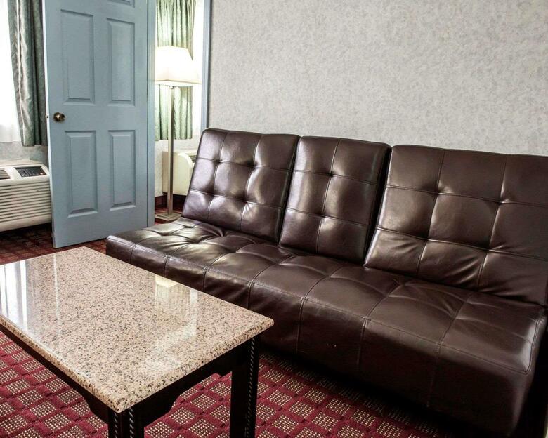 Hotel Quality Inn & Suites North Gibsonia