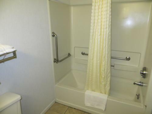 Motel Americourt Hotel And Suites - Elizabethton