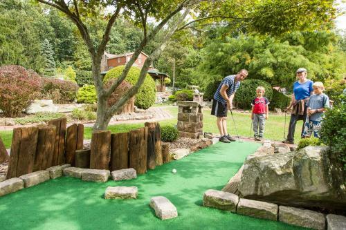 Lake-in-wood Camping Resort