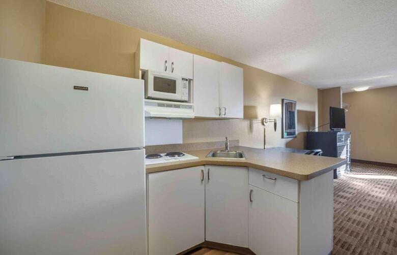 Hotel Suburban Studios