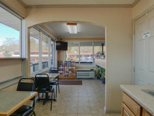 Motel Lakeview Inn - Kingston