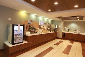 Holiday Inn Express Hotel & Suites Chattanooga Hixson