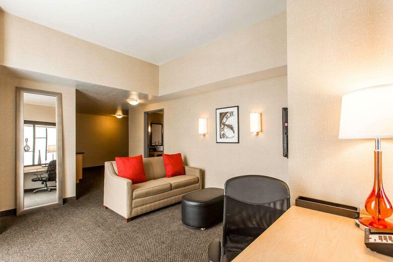 Hotel Cambria Suites Rapid City
