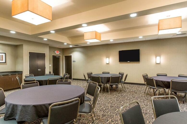 Hotel Cambria Suites Rapid City