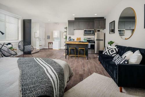 Milwaukie Heights North Studio