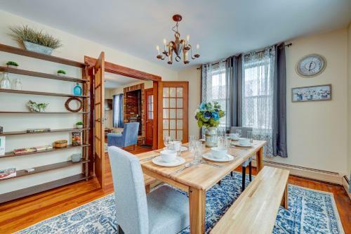The Cresco Farmhouse-