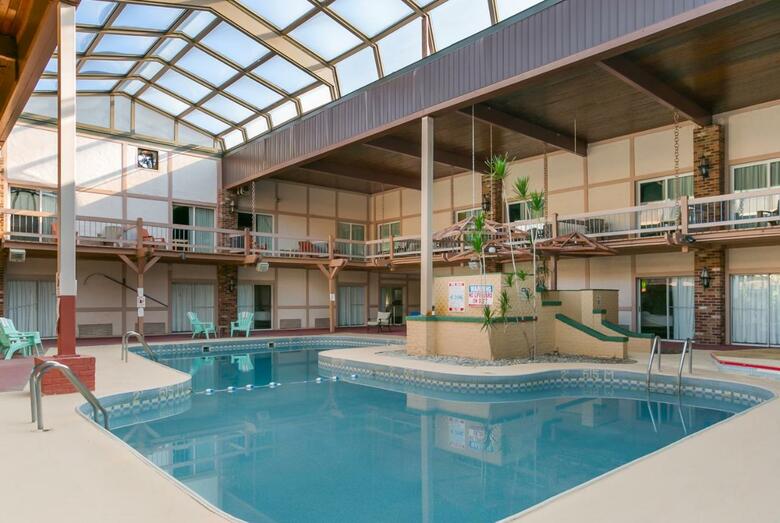 Eisenhower Hotel And Conference Center