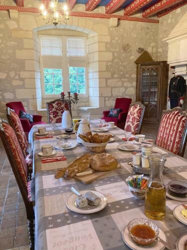 Hostal Ch�teau De R�