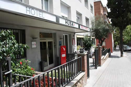 Hotel Tres Torres Atiram