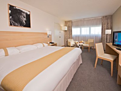 Hotel Best Western Plus Paris Orly Airport