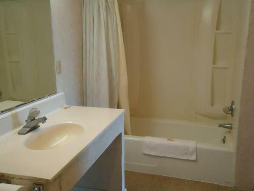 Welborn Motel - Hamptonville