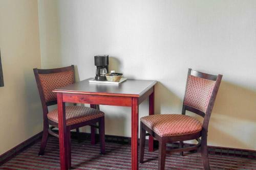 Hotel Rodeway Inn And Suites Sublimity