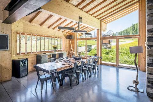 Madame Vacances Chalet Alpinium 1