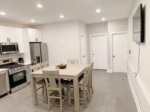 Apartamento Modern 3 Br 2 Ba With Patio