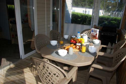 Mobilhome-2ch-terrasse Chauff�e-camping Les Charmettes
