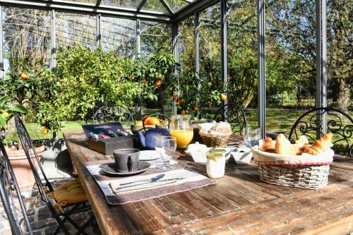 Bed & Breakfast Chambres D'h�tes Domaine de Ginouilhac