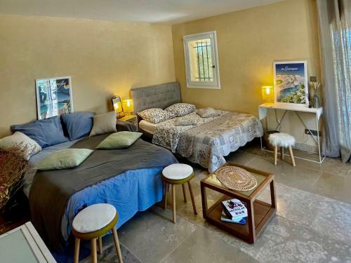 Apartamento Studio Panoramic With The Pool Near Saint Victoire Aix En Provence