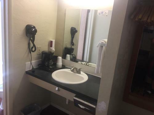 Motel Economy Inn