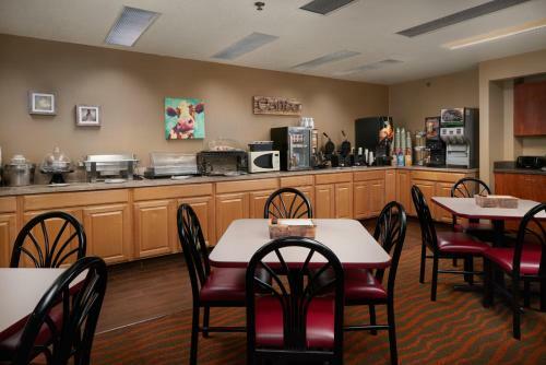 Hotel The Garibaldi House Inn And Suites