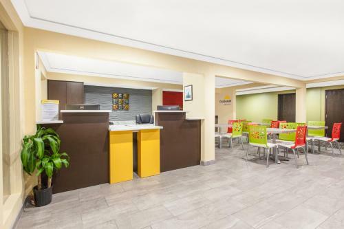 Motel Days Inn By Wyndham Miami