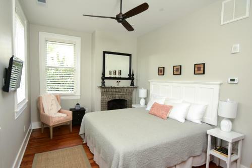 Posada 607 Bay Luxurious Guest Rooms