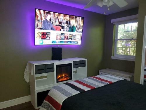 Villa Greenwood Private Home Close To Everything With Hottub