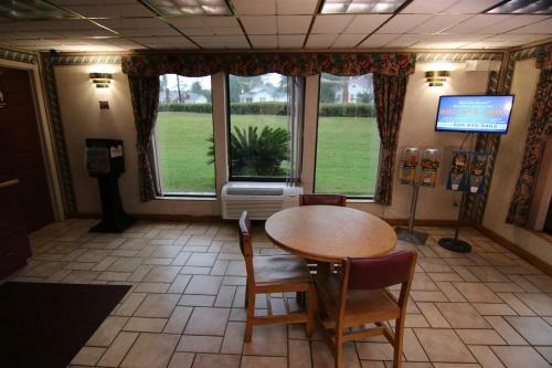 Hotel Executive Inn Kershaw