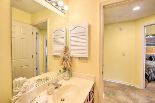 Apartamento Waterfront Golf Course Home Screened Balcony