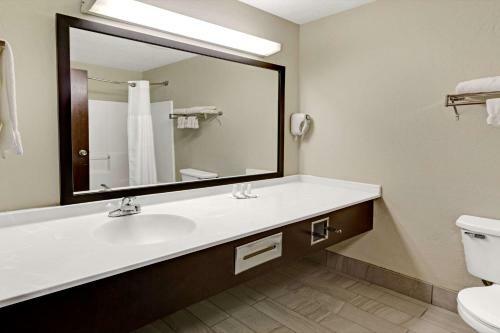 Motel Baymont Inn And Suites El Reno