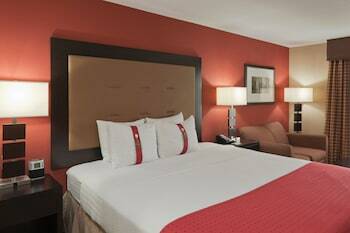 Holiday Inn Hotel & Suites Lima