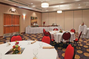 Holiday Inn Hotel & Suites Lima