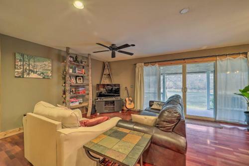 Butler Cabin With Private Dock On Lake Watauga!