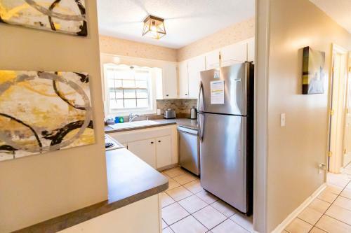 Feel At Home A 3 Minute Walk From The Beach