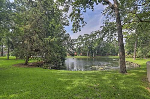 Villa Peaceful Kingston Resrort Escape With Lake Views!