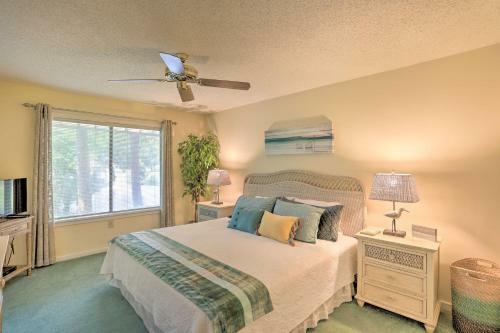 Villa Peaceful Kingston Resrort Escape With Lake Views!