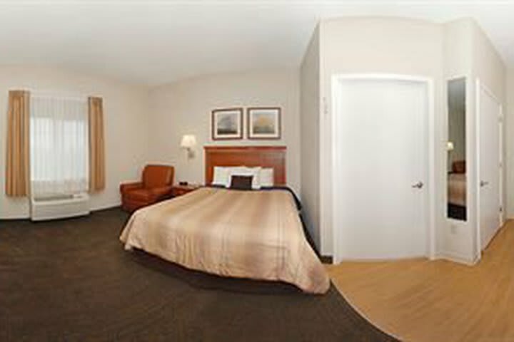 Hotel Candlewood Suites Medford