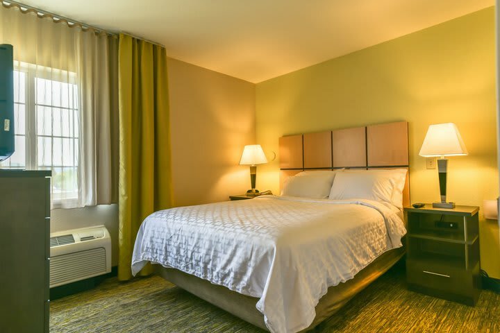 Hotel Candlewood Suites Medford