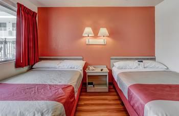 Motel 6 Medford South
