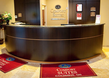 Hotel Comfort Suites East Broad At 270