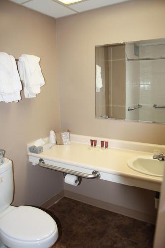 Hotel Sunlac Inn Lakota