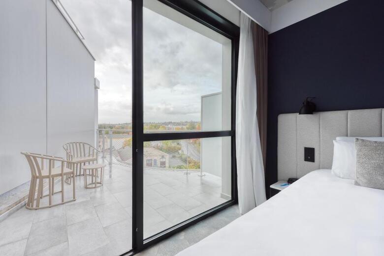 Hotel Kyriad Lyon Ouest Limonest