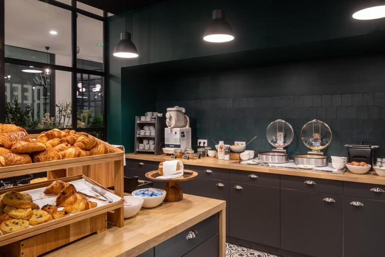 Hotel Kyriad Lyon Ouest Limonest