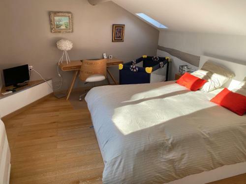 Apartamento Un Petit Nid Au Bord De La Sorgue