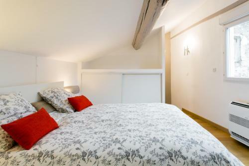 Apartamento Un Petit Nid Au Bord De La Sorgue
