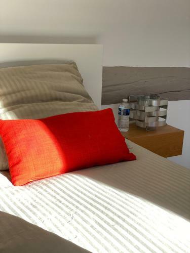 Apartamento Un Petit Nid Au Bord De La Sorgue