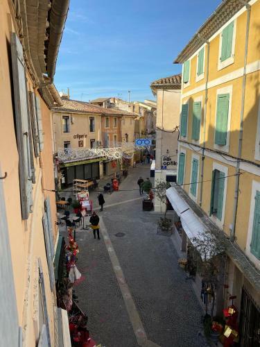 Apartamento Un Petit Nid Au Bord De La Sorgue